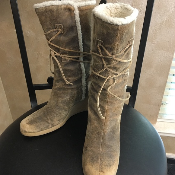 Last chance: Michael Kors Suede Lace-up Mid-calf Wedge Boots size 5.5 - Picture 1 of 7